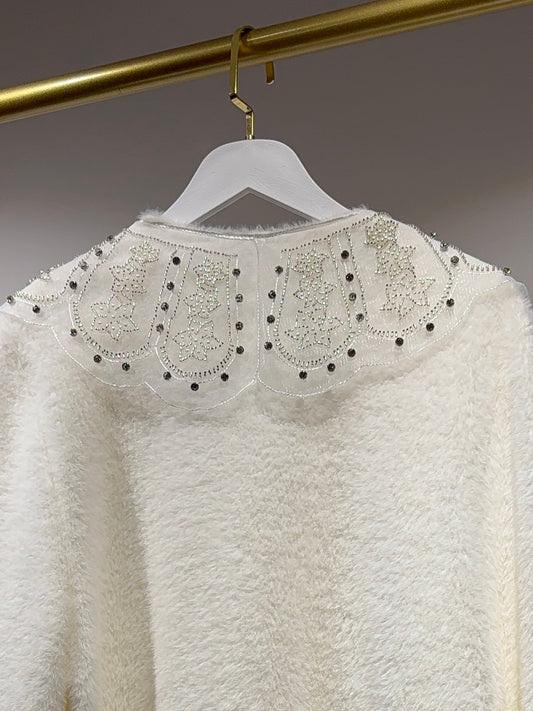 Bella Tüy ve Taş Detaylı Angora Ceket