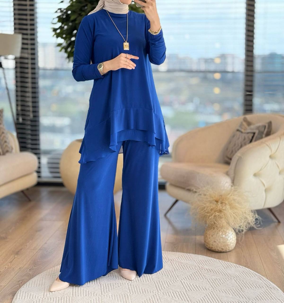 Saks Mavisi Asimetrik Volan Sandy Kumaş Takım