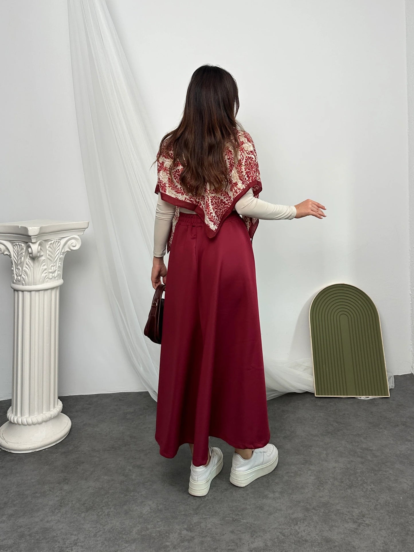 Bordo Beli Lastikli Scuba Kumaş Kloş Etek