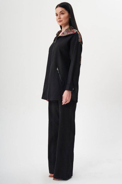 Siyah Desenli Yaka Detaylı Denim Ceket