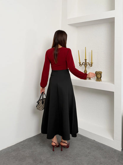 Siyah Yandan Bağlamalı Katlı Scuba Etek