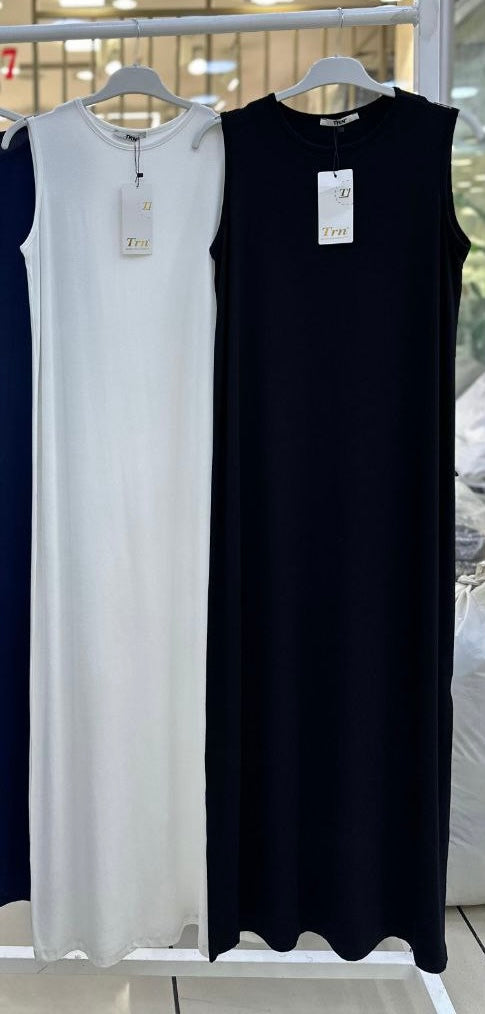 Siyah Kolsuz İçlik Elbise