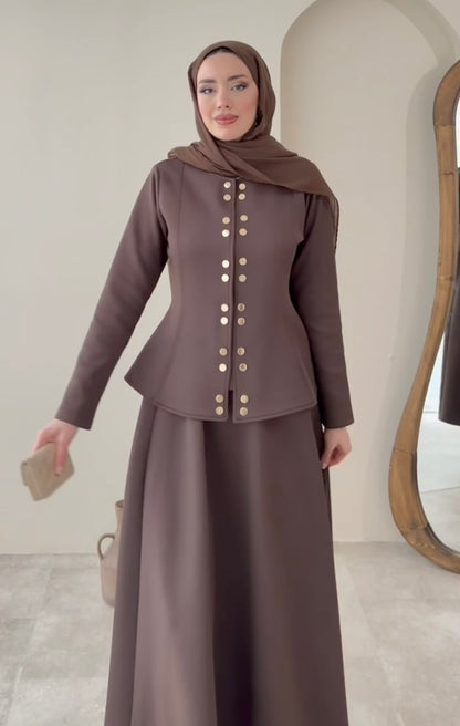 Kahverengi Çıtçıt Düğmeli Etekli Scuba Takım